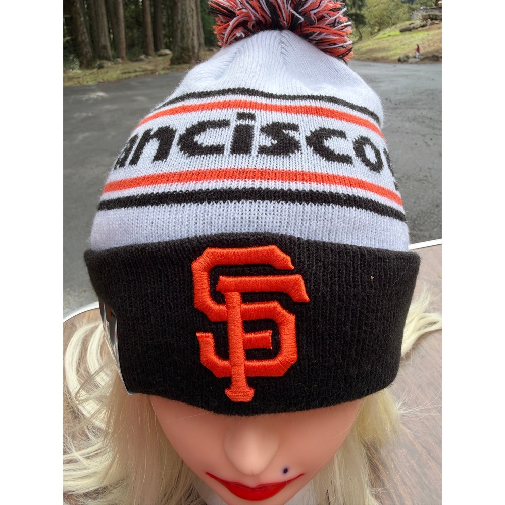New Era San Francisco Giants MLB Banded Knit Beanie Hat Removable Pom OSFM NWT